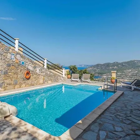 Galazopetra Βίλα Pefkias